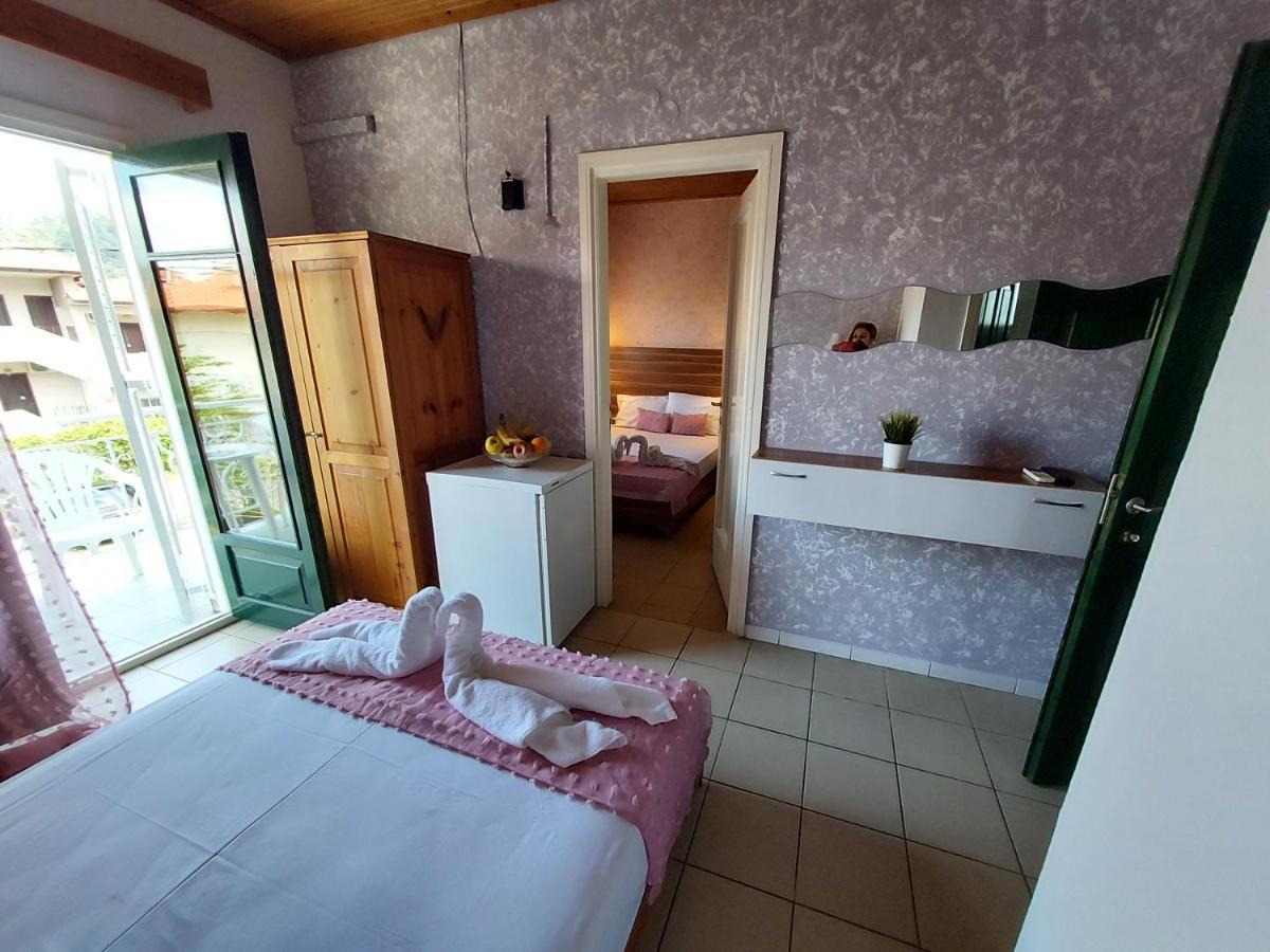 Sun Helios Garden Aparthotel Thassos Rum bild