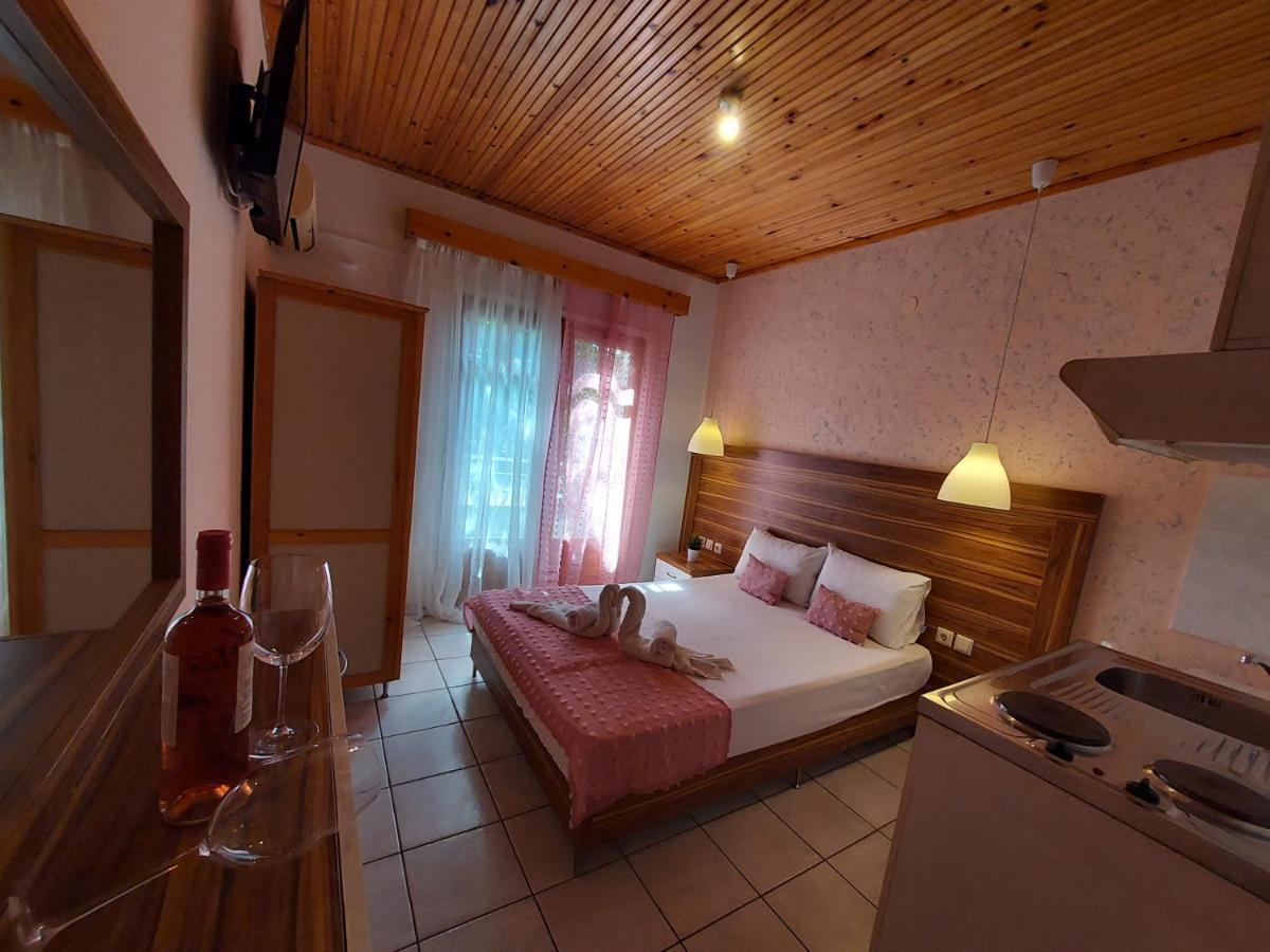Sun Helios Garden Aparthotel Thassos Rum bild