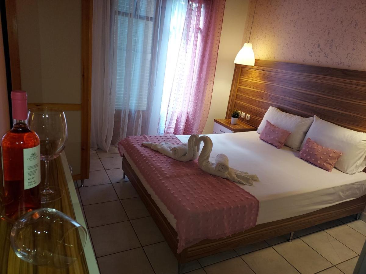Sun Helios Garden Aparthotel Thassos Rum bild